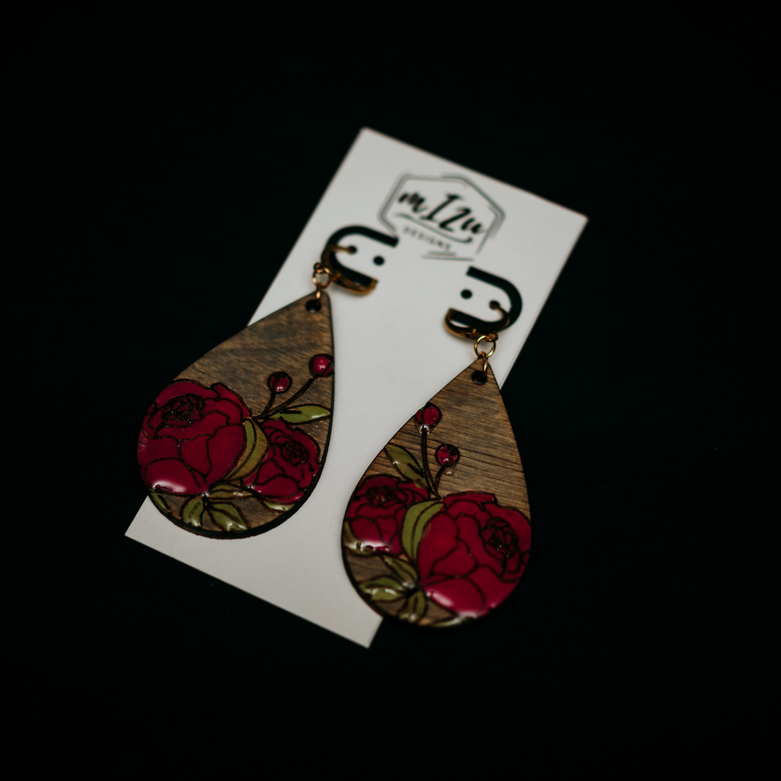 MI2U Designs: Red Rose Teardrop