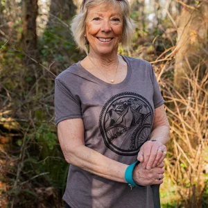 Kindred Coast: Woman's Bike World Heather Brown