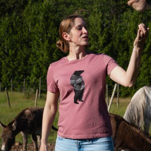 Kindred Coast: Woman's Bike World Heather Brown